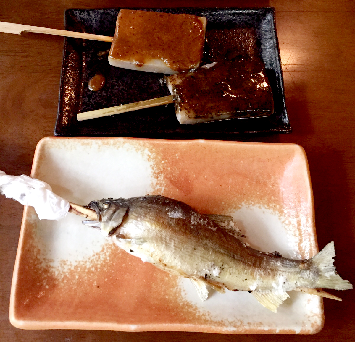 鮎の塩焼きと味噌おでん